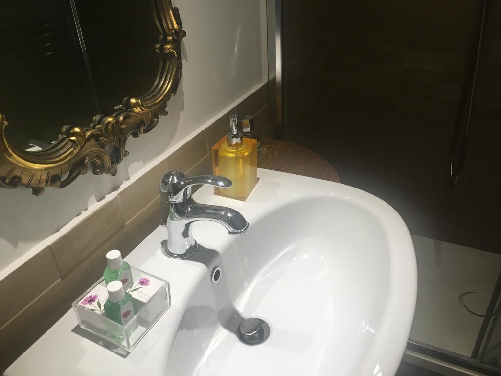 Guest House Poerio88 โรม ภายนอก รูปภาพ